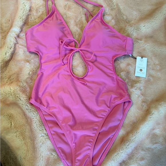 Shade & Shore Vibrant Pink Swimsuit - Picture 1 of 4